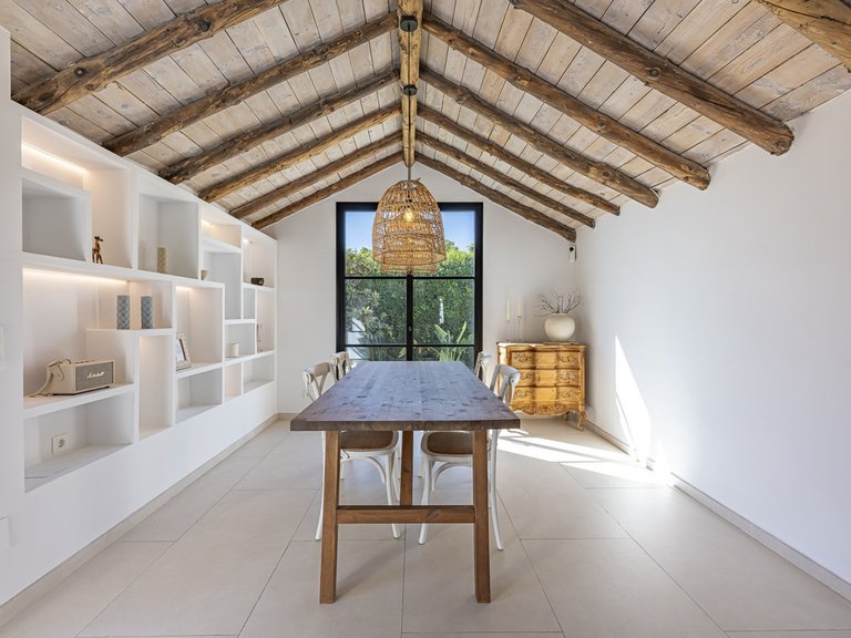 Villa for Sale in Guadalmina Alta, Malaga 10
