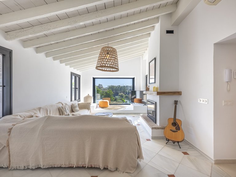 Villa for Sale in Guadalmina Alta, Malaga 12