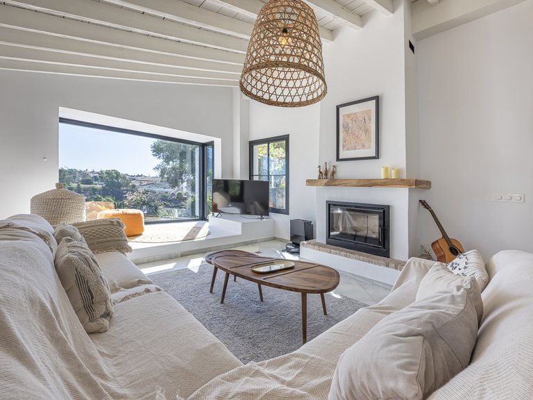 Villa for Sale in Guadalmina Alta, Malaga 17