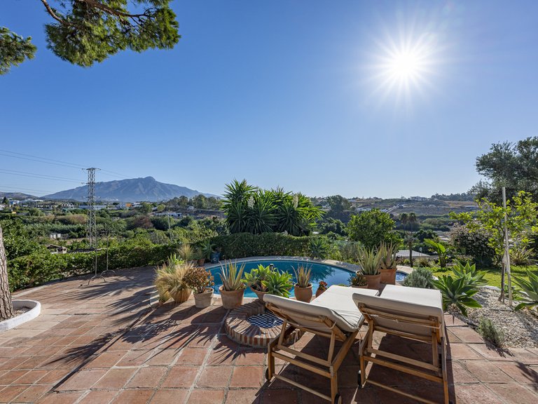 Villa for Sale in Guadalmina Alta, Malaga 2