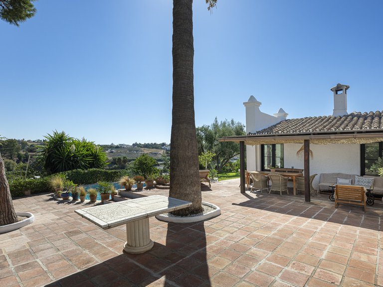 Villa for Sale in Guadalmina Alta, Malaga 3