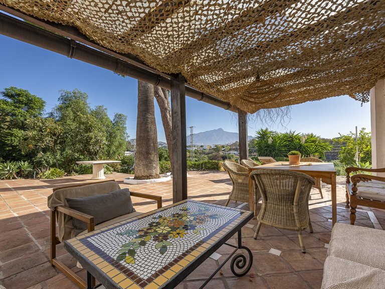 Villa for Sale in Guadalmina Alta, Malaga 38
