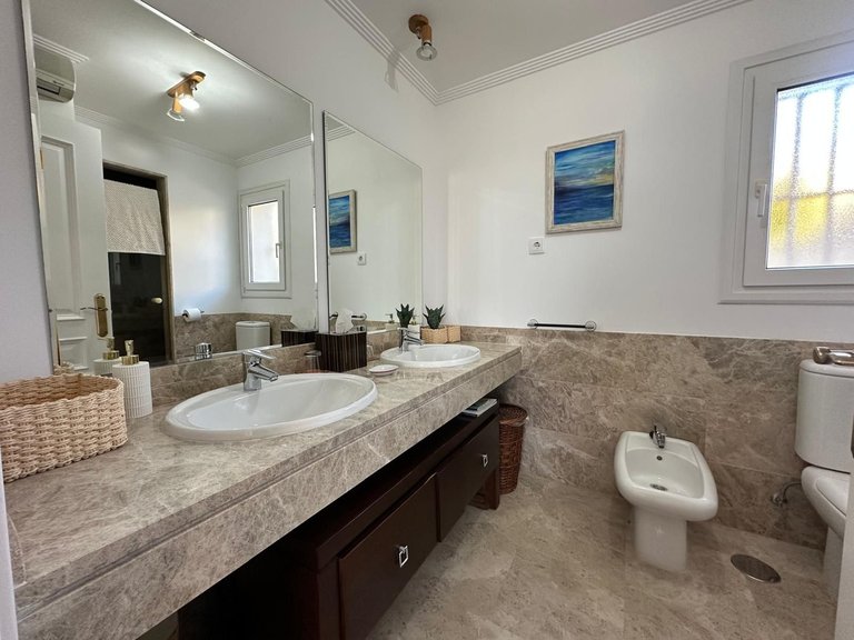 Villa for Sale in Marbella, Malaga 12