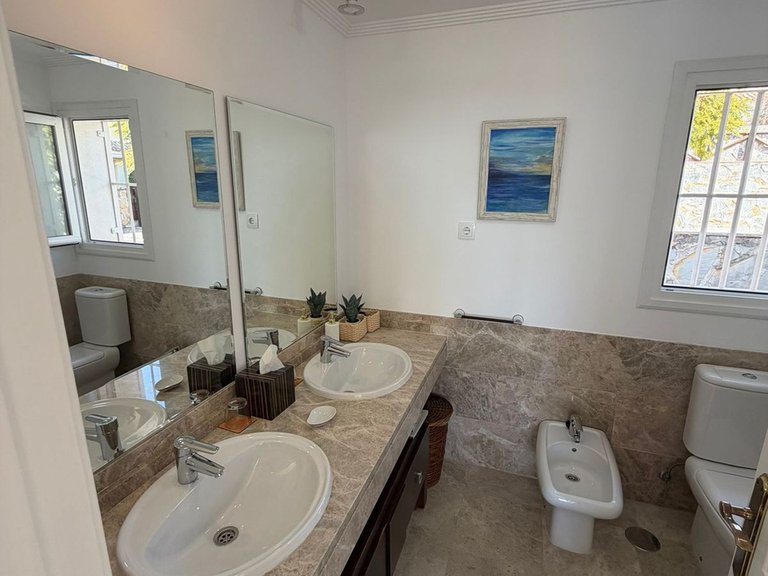 Villa for Sale in Marbella, Malaga 14