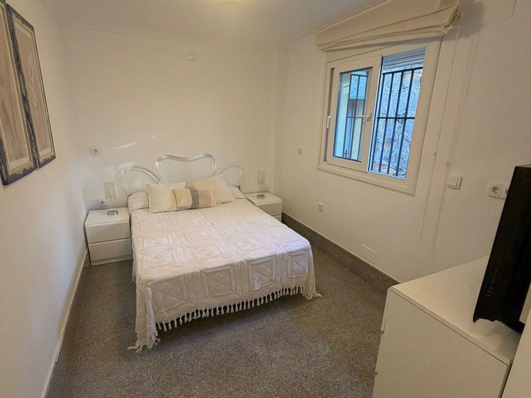 Villa for Sale in Marbella, Malaga 18