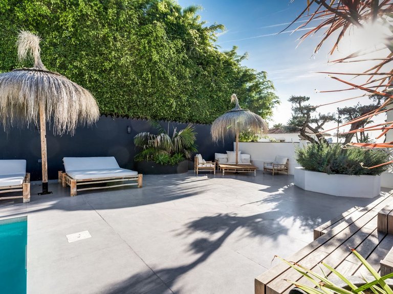 Villa for Sale in Nueva Andalucía, Malaga 9