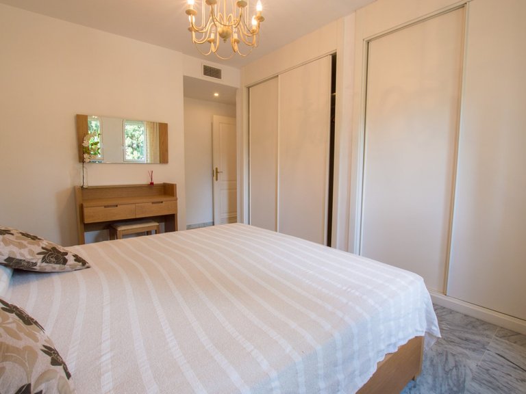 Apartment for Sale in San Pedro De Alcántara, Malaga 16