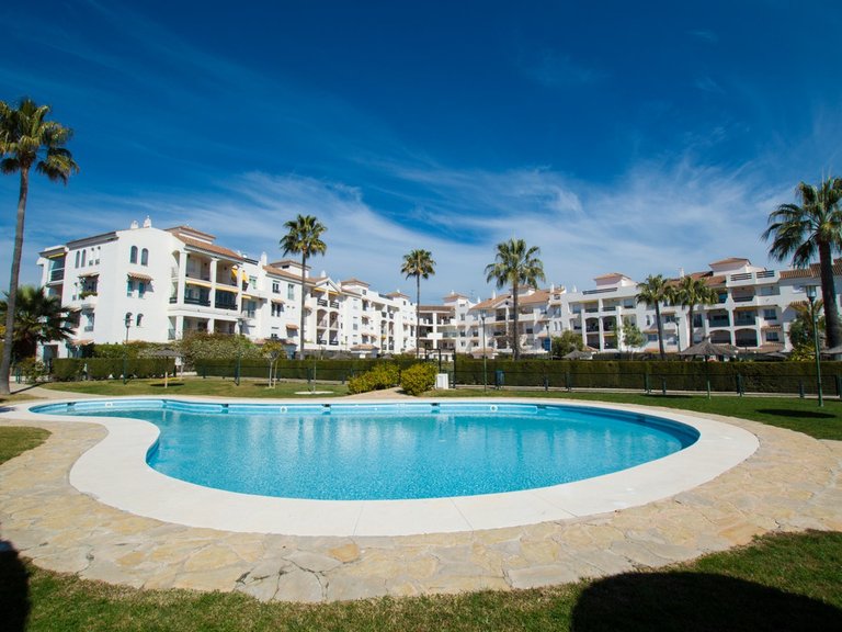 Apartment for Sale in San Pedro De Alcántara, Malaga 30