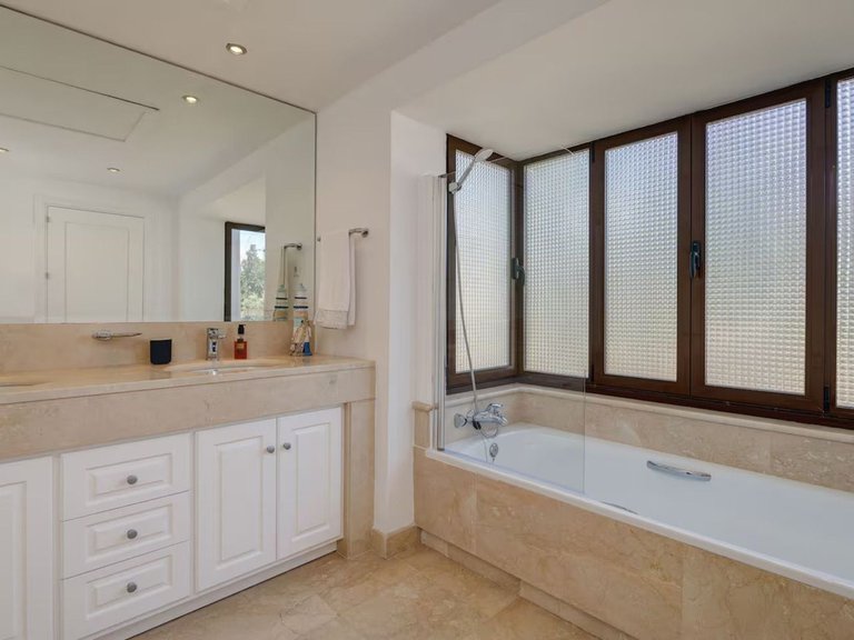 Villa for Sale in Inland Mijas Golf, Malaga 15