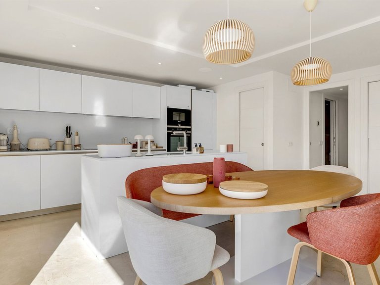 Apartment for Sale in Nueva Andalucía, Malaga 12