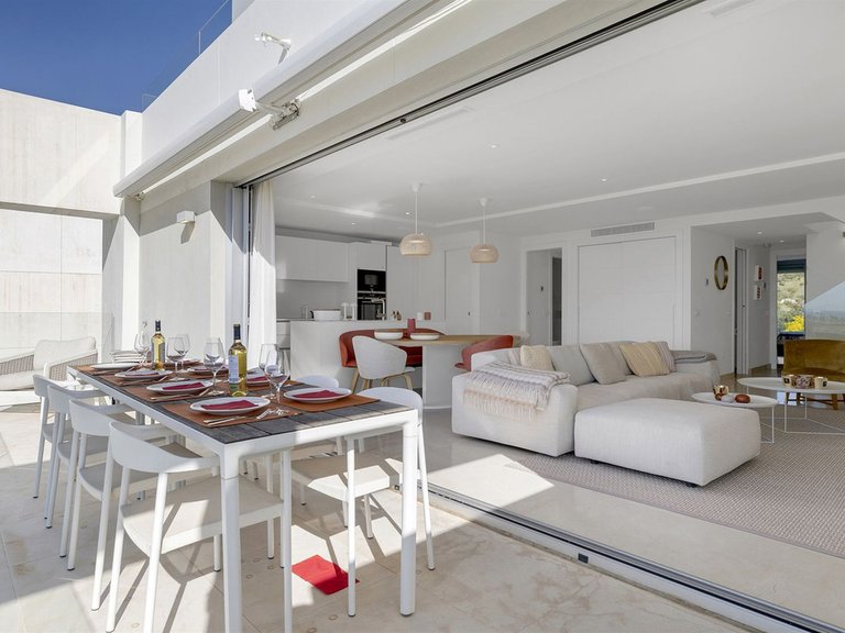 Apartment for Sale in Nueva Andalucía, Malaga 20