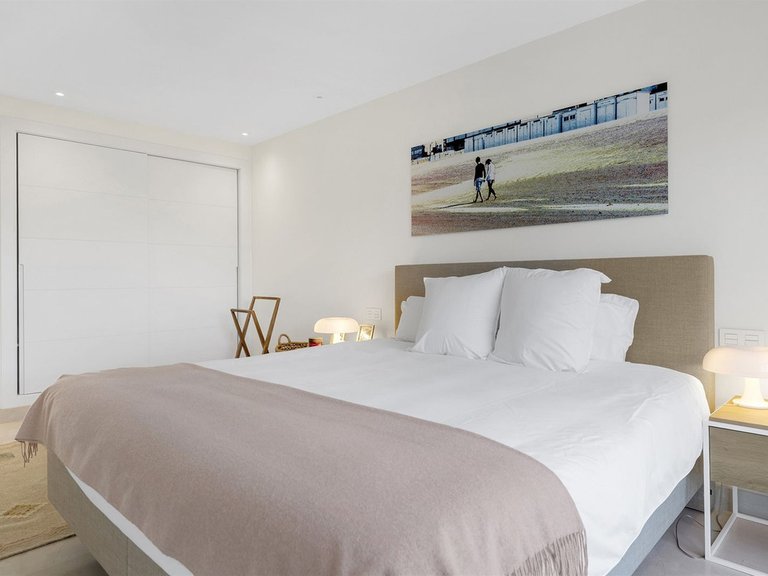 Apartment for Sale in Nueva Andalucía, Malaga 22