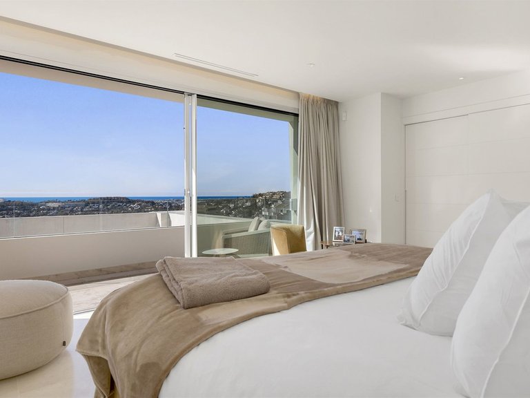 Apartment for Sale in Nueva Andalucía, Malaga 30