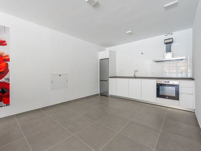 Apartment for Sale in Costa del Sol, Benalmadena, Malaga 13
