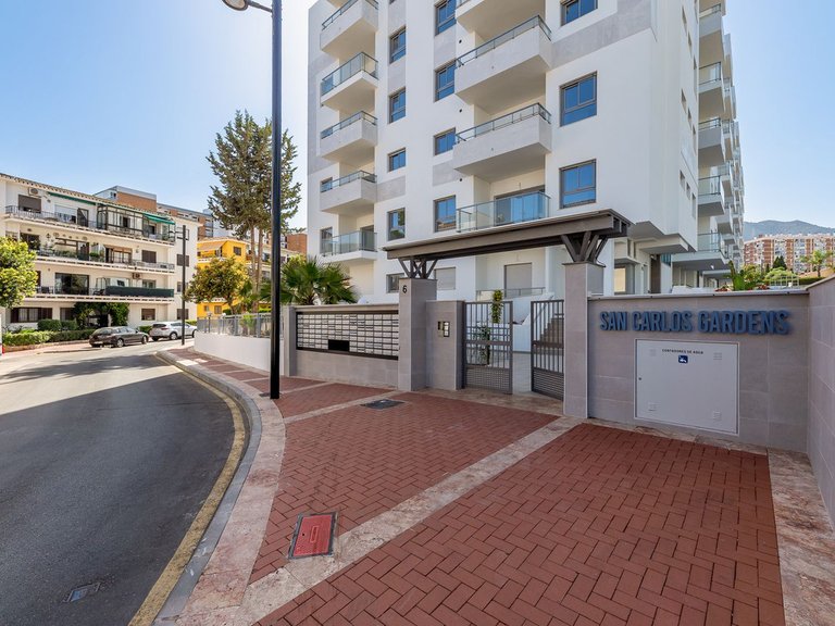Apartment for Sale in Costa del Sol, Benalmadena, Malaga 18