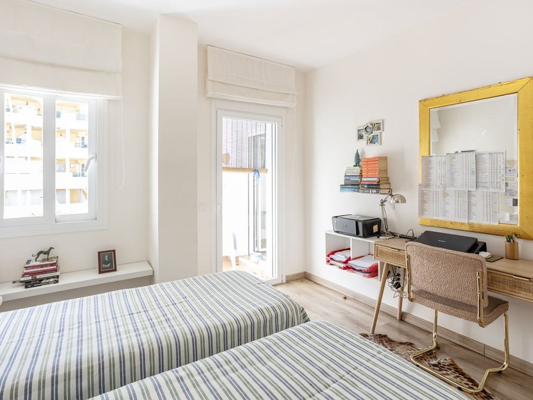 Apartment for Sale in Nueva Andalucía, Malaga 17