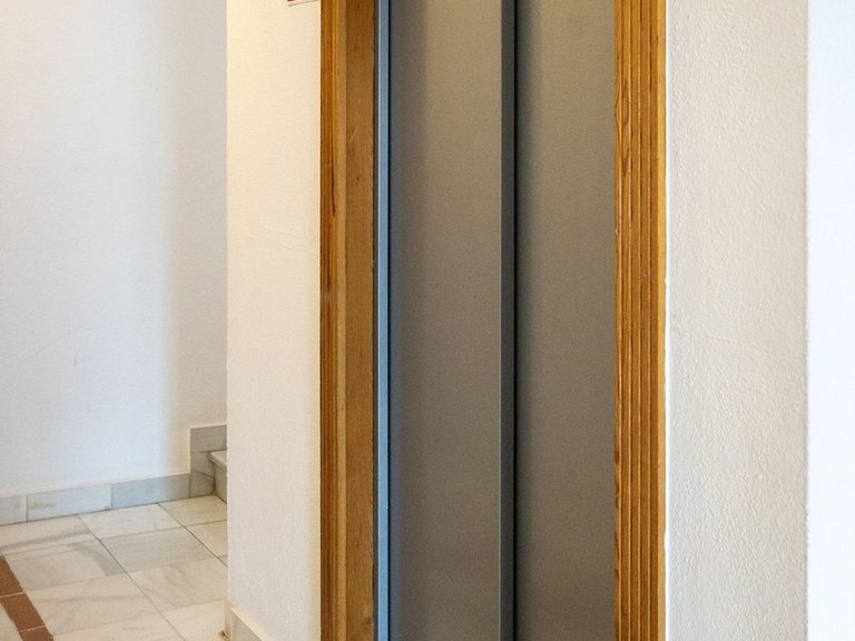 Apartment for Sale in Nueva Andalucía, Malaga 25