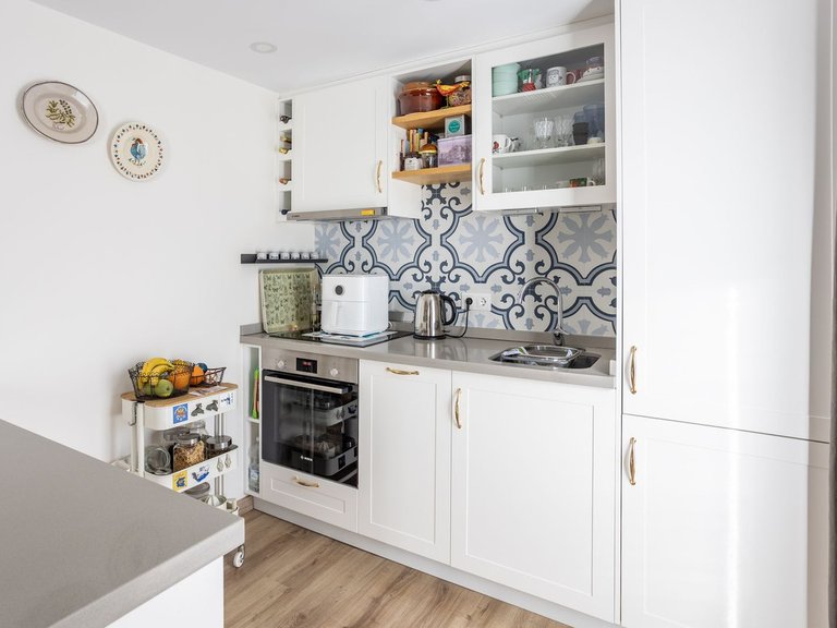 Apartment for Sale in Nueva Andalucía, Malaga 6