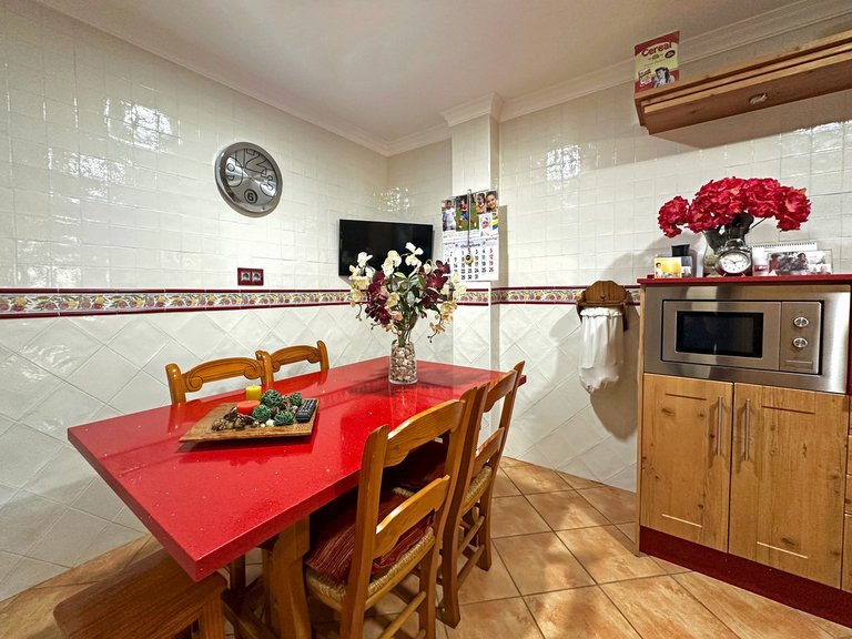 Villa for Sale in Estepona, Malaga 11