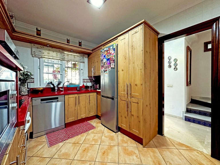 Villa for Sale in Estepona, Malaga 12