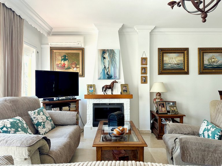 Villa for Sale in Estepona, Malaga 4