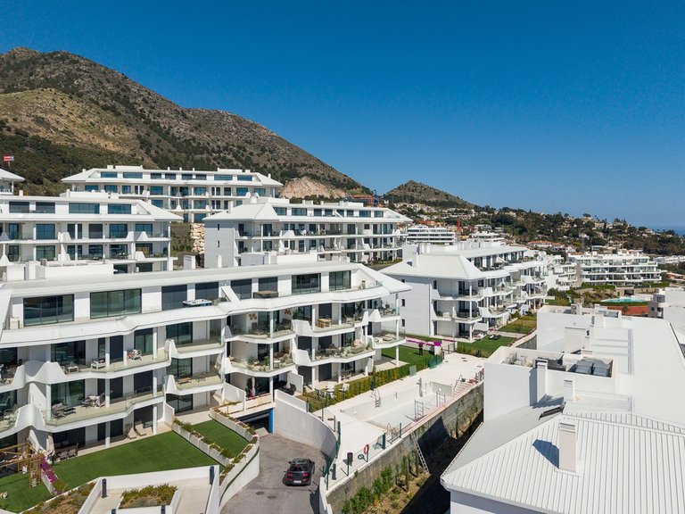Apartment for Sale in Fuengirola, Malaga 26