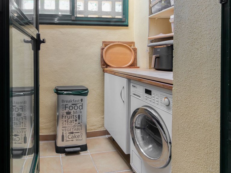 Apartment for Sale in Benalmadena, Malaga 10