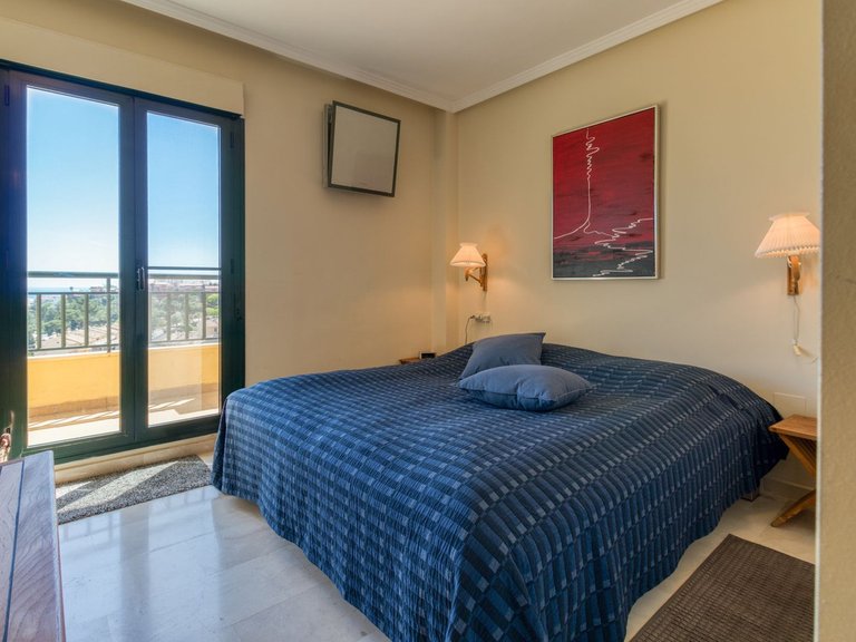Apartment for Sale in Benalmadena, Malaga 11