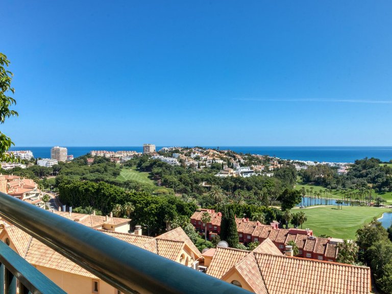 Apartment for Sale in Benalmadena, Malaga 16