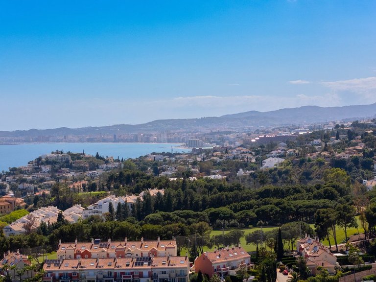 Apartment for Sale in Benalmadena, Malaga 26