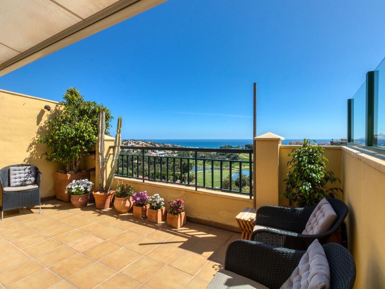 Apartment for Sale in Benalmadena, Malaga 3