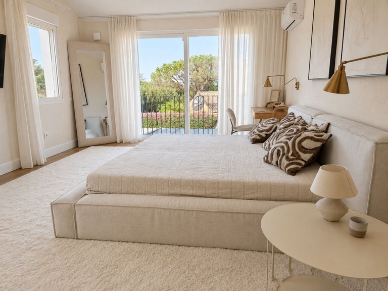 Villa for Sale in El Rosario, Malaga 15