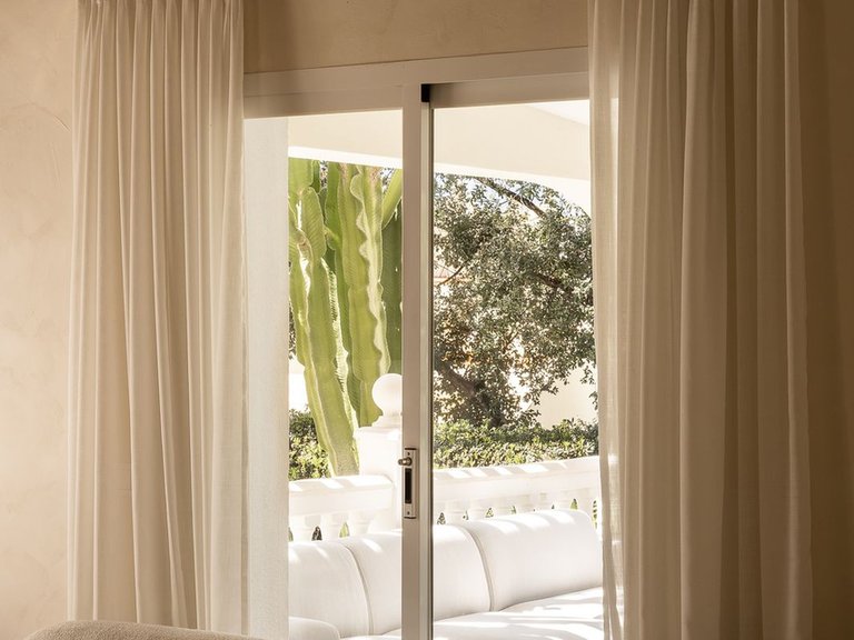 Villa for Sale in El Rosario, Malaga 5