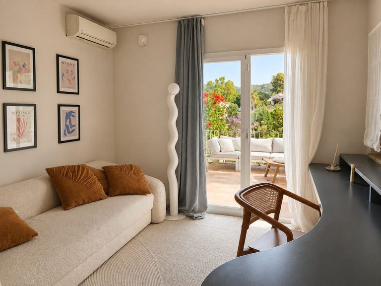 Villa for Sale in El Rosario, Malaga 57