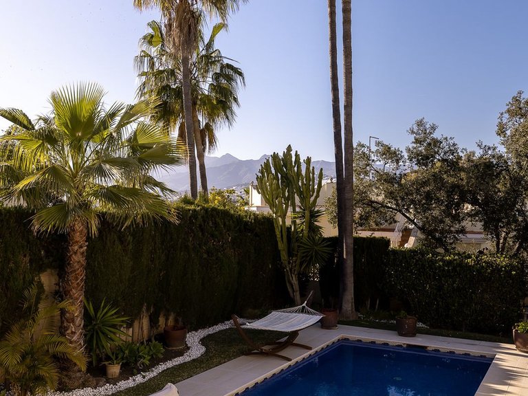 Villa for Sale in El Rosario, Malaga 65