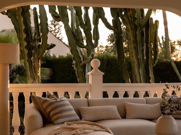 Villa for Sale in El Rosario, Malaga 66