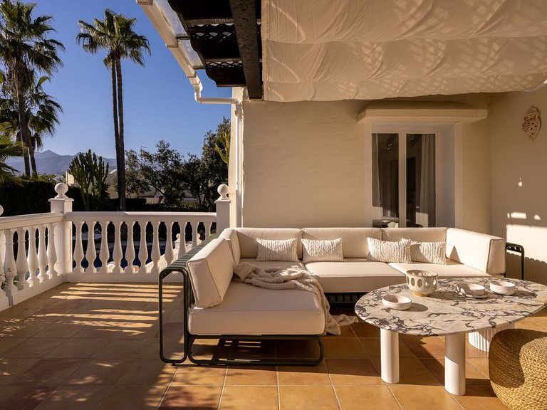 Villa for Sale in El Rosario, Malaga 73