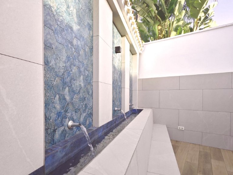 Villa for Sale in El Coto, Malaga 20