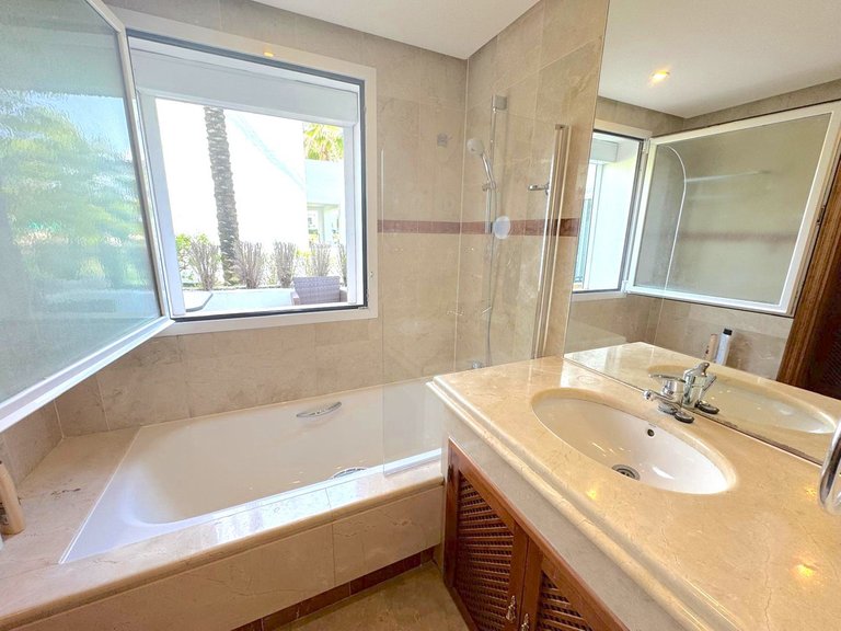 Apartment for Sale in Costalita, Malaga 22