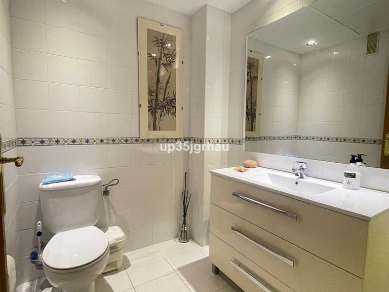 Apartment for Sale in Selwo, Malaga 24