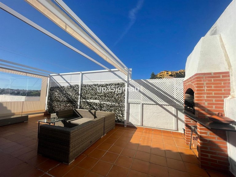 Apartment for Sale in Selwo, Malaga 4