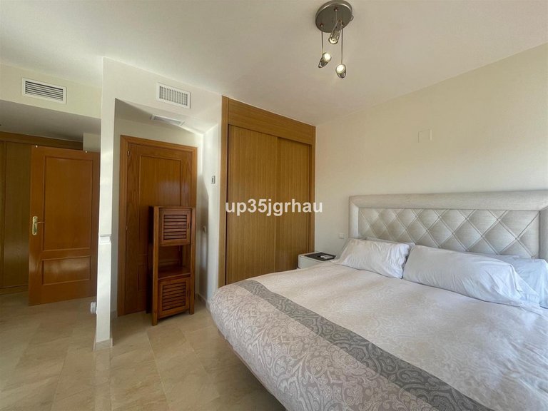 Apartment for Sale in Selwo, Malaga 5