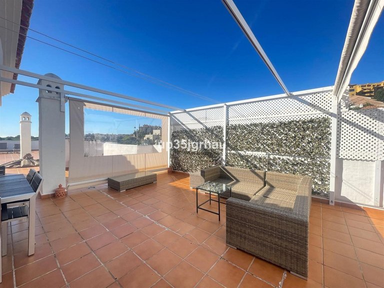 Apartment for Sale in Selwo, Malaga 8