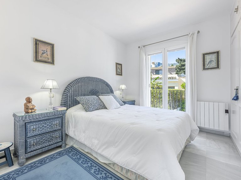 Villa for Sale in Marbella, Malaga 11