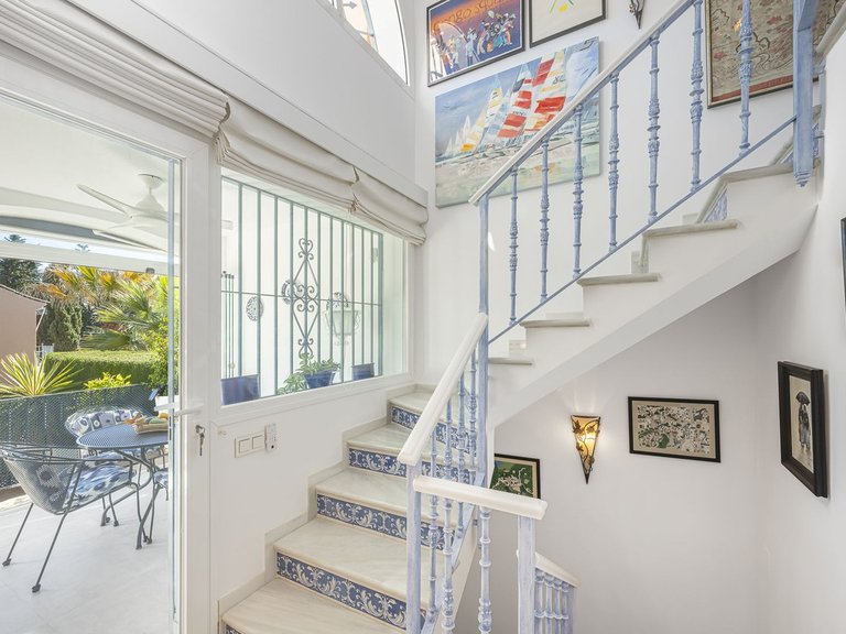 Villa for Sale in Marbella, Malaga 18