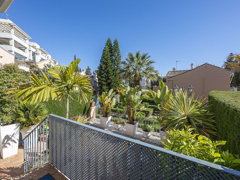 Villa for Sale in Marbella, Malaga 45