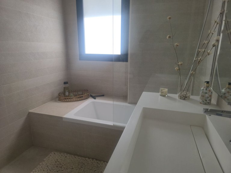 Apartment for Sale in Los Alamos, Malaga 41