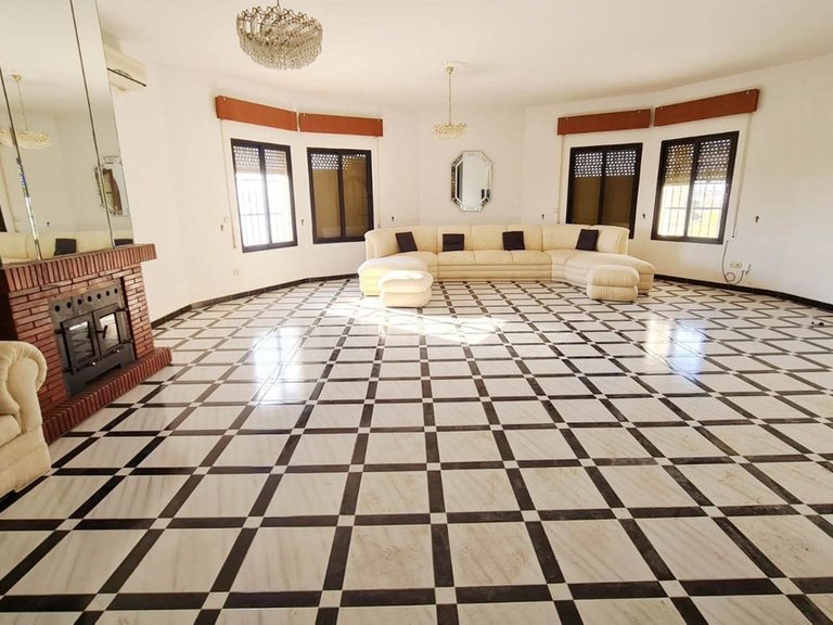Villa for Sale in Benalmadena, Malaga 18
