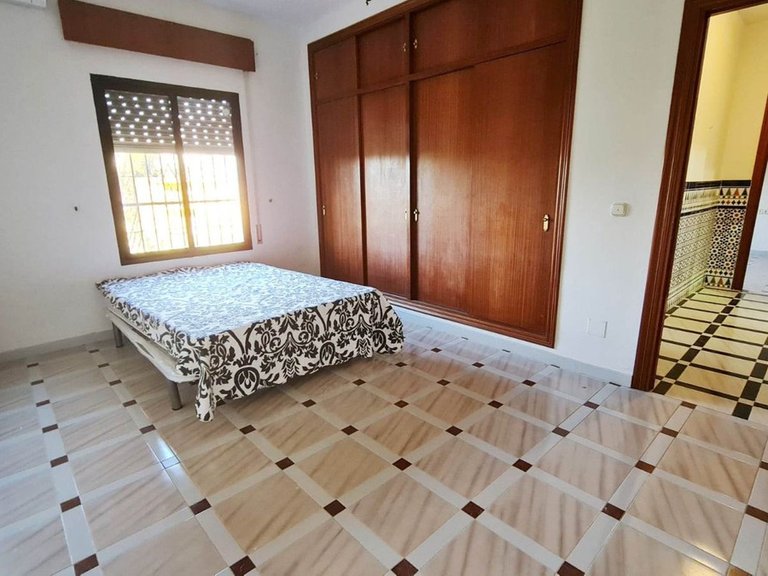 Villa for Sale in Benalmadena, Malaga 2