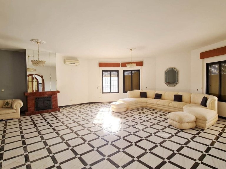 Villa for Sale in Benalmadena, Malaga 34